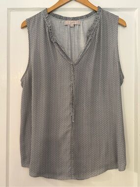 LOFT Black and White Sleeveless V-Neck Printed Camisole